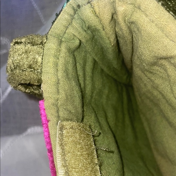 Embroidered Boho Floral Tote Bag - Green and Pink - Picture 4 of 5